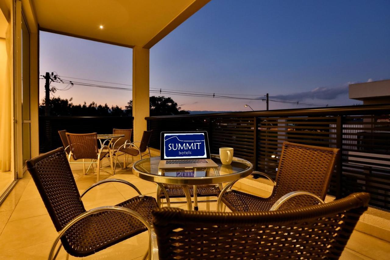 Summit Suites Hotel Pindamonhangaba Buitenkant foto