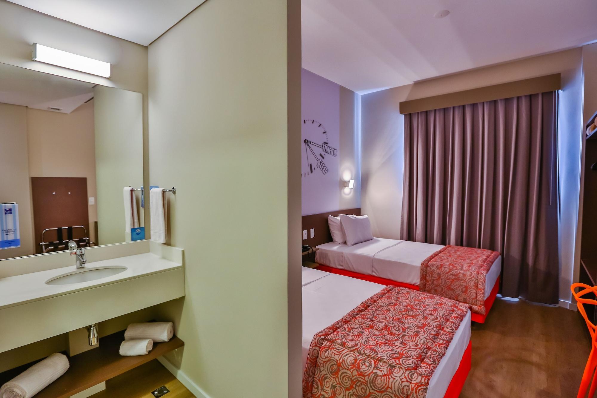Summit Suites Hotel Pindamonhangaba Buitenkant foto