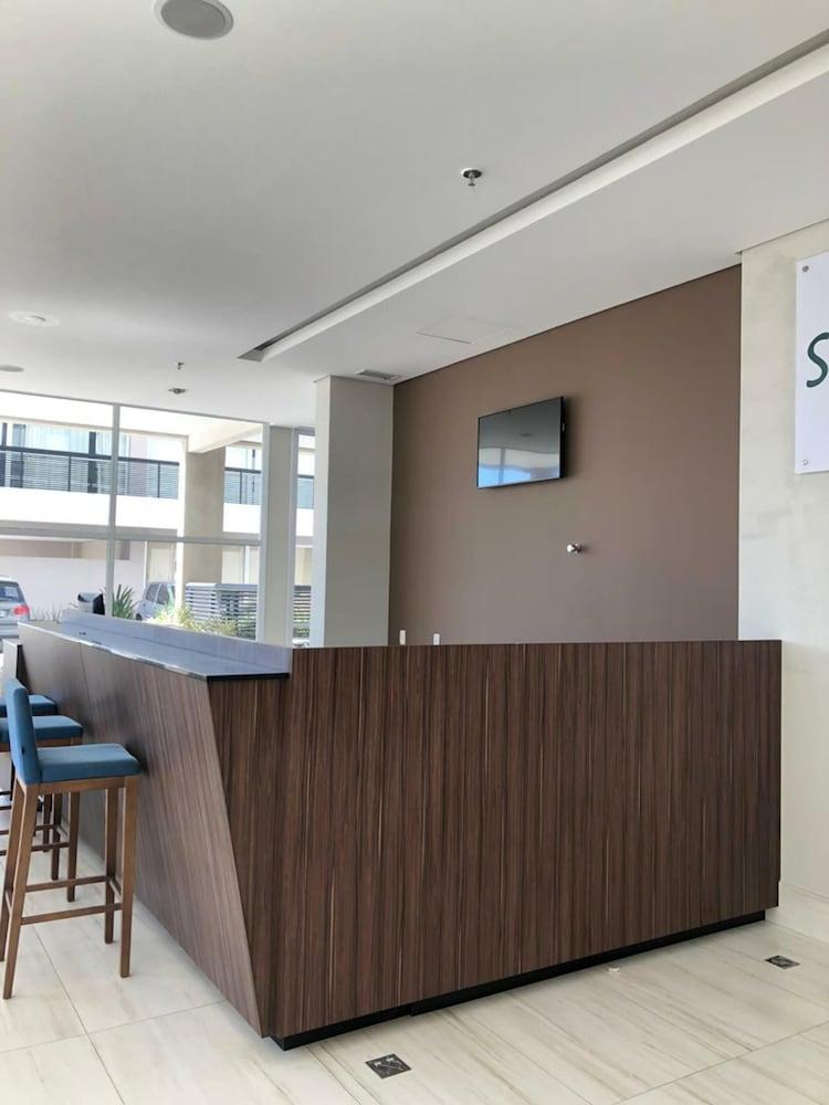 Summit Suites Hotel Pindamonhangaba Buitenkant foto