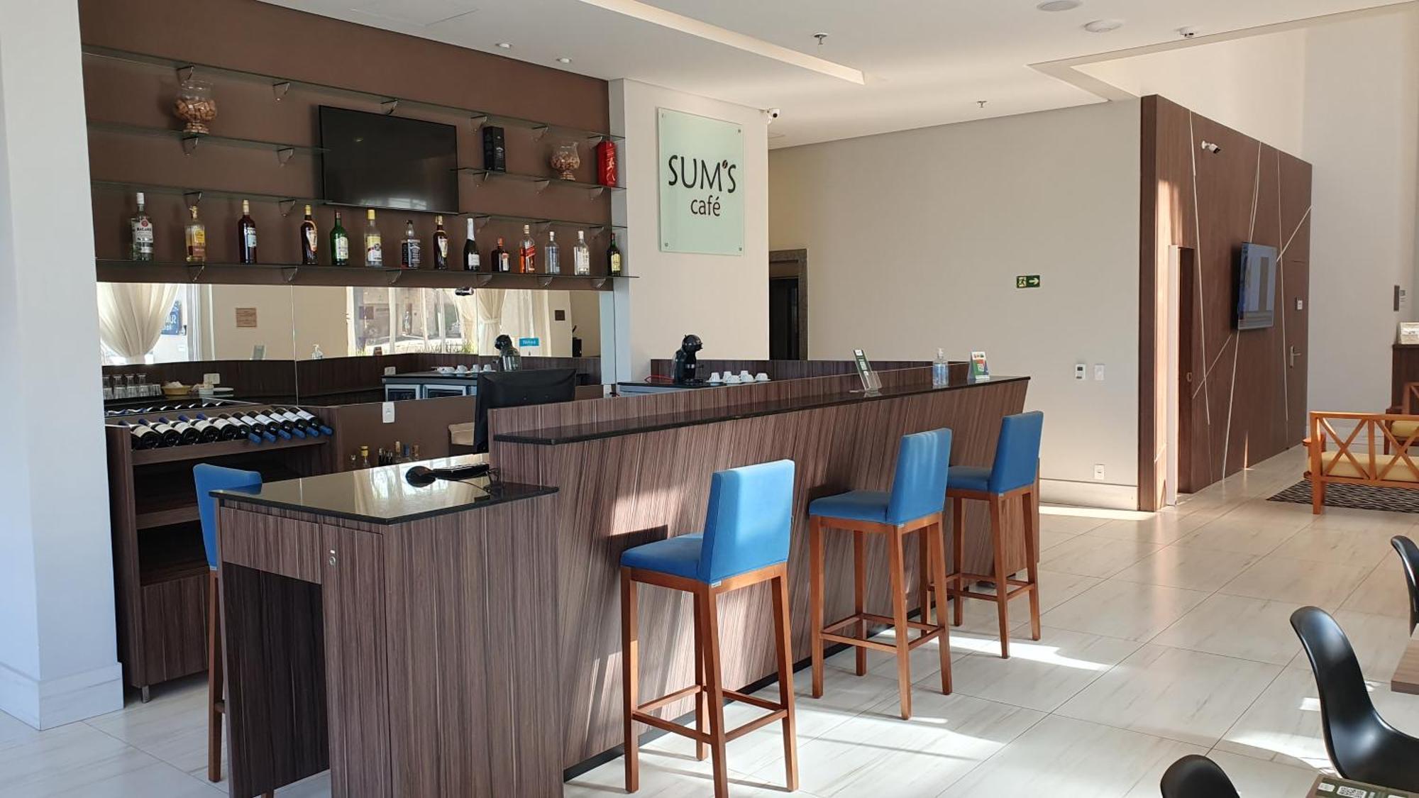 Summit Suites Hotel Pindamonhangaba Buitenkant foto