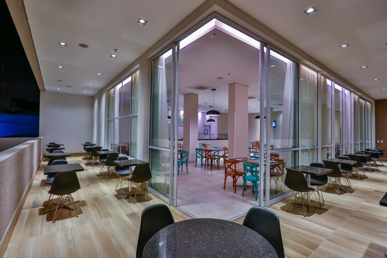 Summit Suites Hotel Pindamonhangaba Buitenkant foto